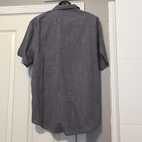Men’s Grey Structure Button Up Shirt NWT - Picture 2 of 4